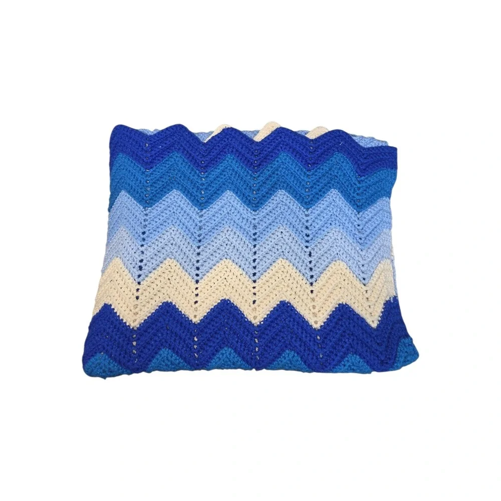 Handmade Afghan Blue Chevron Ripple Throw Blanket Cabin/Grandma Core 58x38